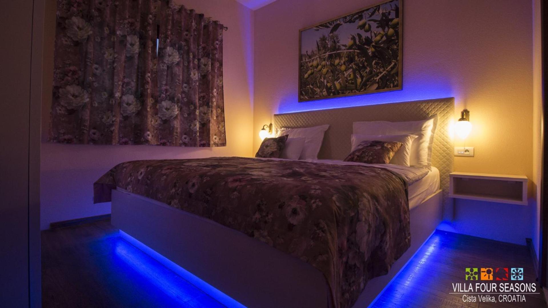 Villa Four Seasons, Heated Pool And 3 En-Suite Bathrooms Velika Cista  Exterior photo