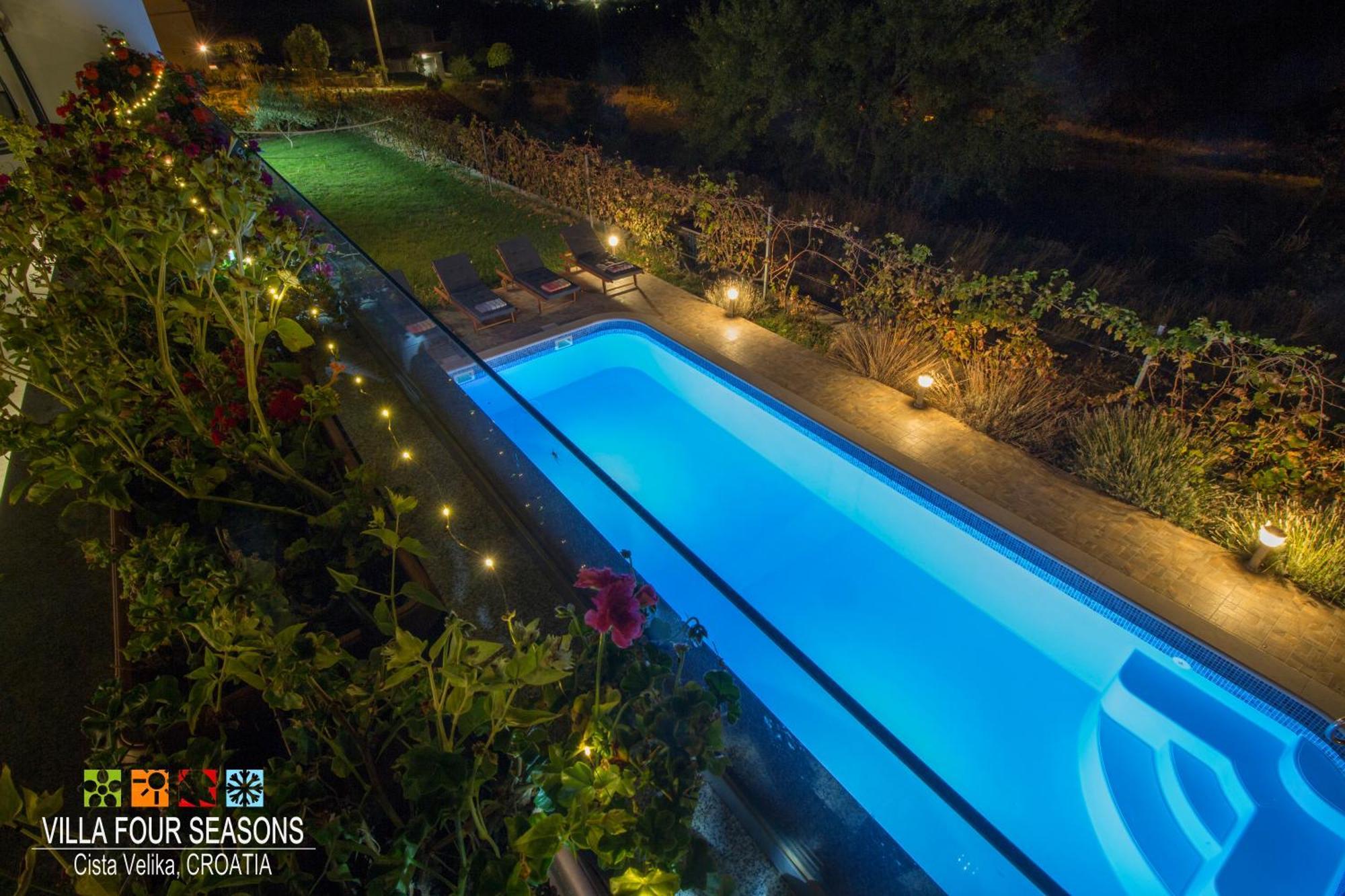 Villa Four Seasons, Heated Pool And 3 En-Suite Bathrooms Velika Cista  Exterior photo